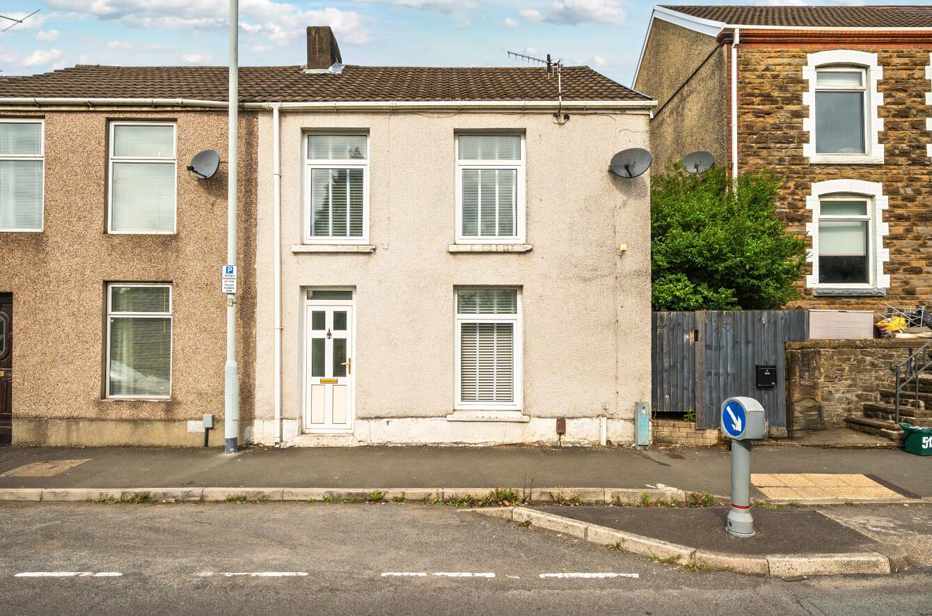 Neath Road, Morriston, Swansea, SA6 8HG